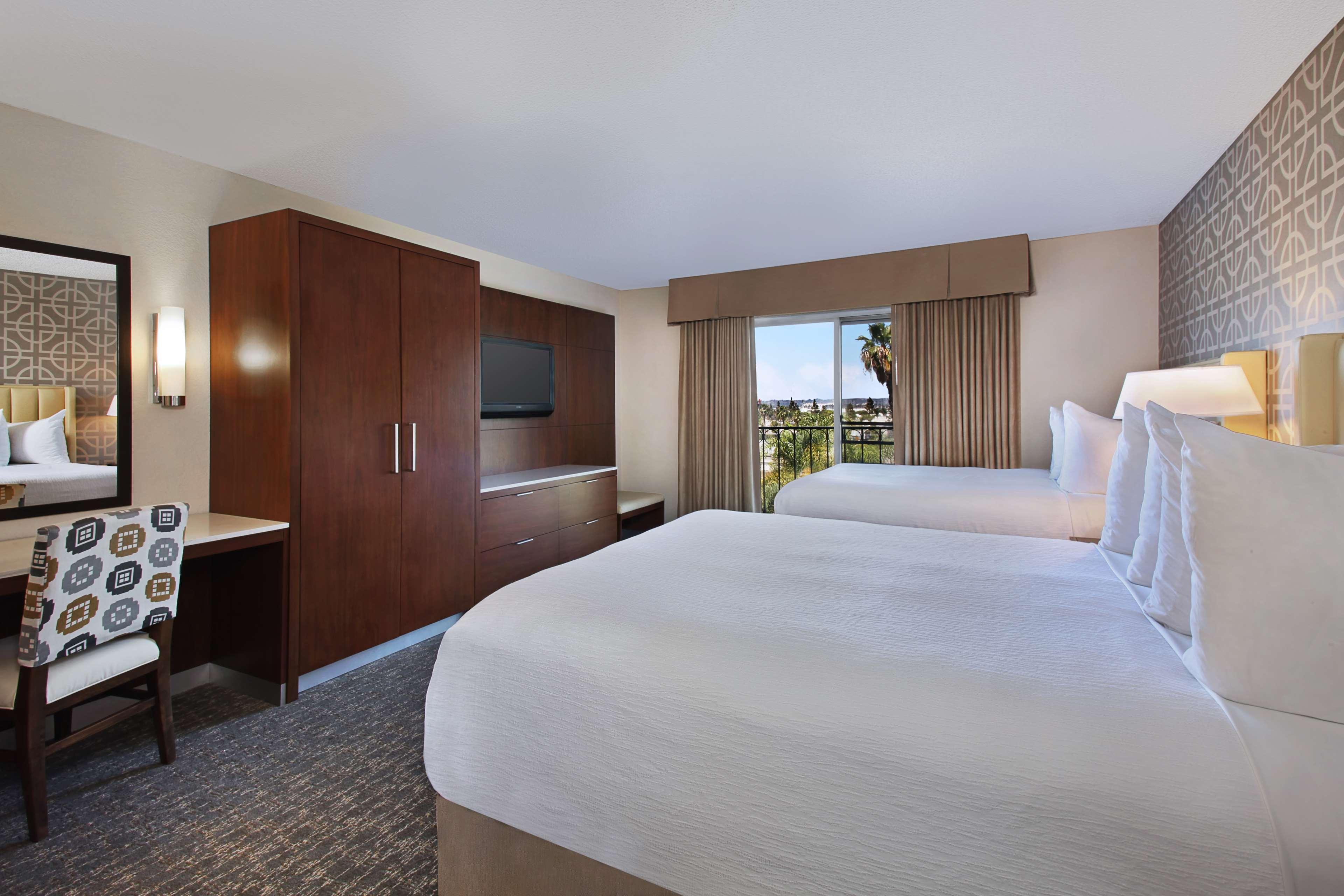 Embassy Suites By Hilton Anaheim North Экстерьер фото
